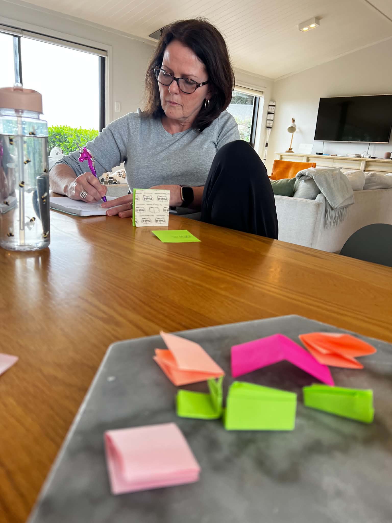 Mapping out a scene with sticky notes during a Createcation framework session